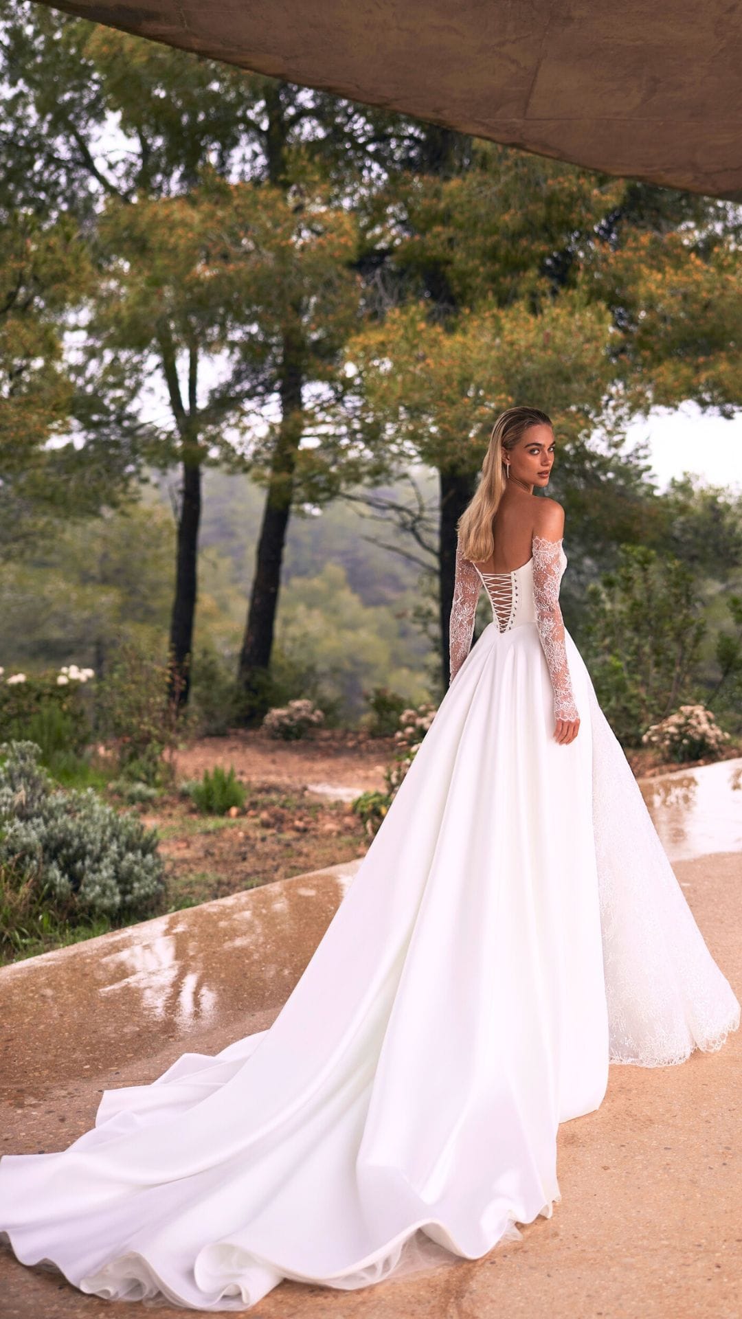 Vestido de noiva Coleção Iconic Bride — La Modelista, atelier de noivas no Rio de Janeiro